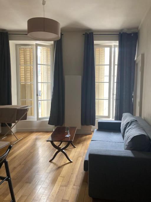 Fontainebleau Hypercentre Place D'Armes 2 Chambres ภายนอก รูปภาพ